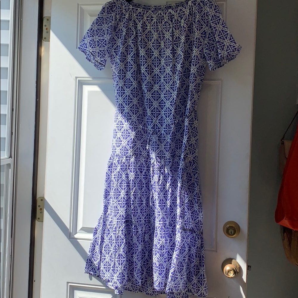 Geometric White and Indigo short sleeve dress